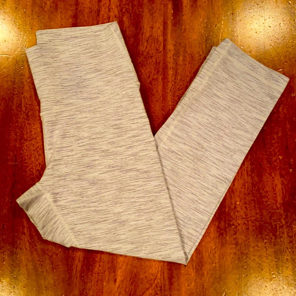 Women’s lululemon Crop legging